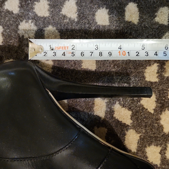 Michael Kors Platform Heels/Booties - Picture 6 of 6